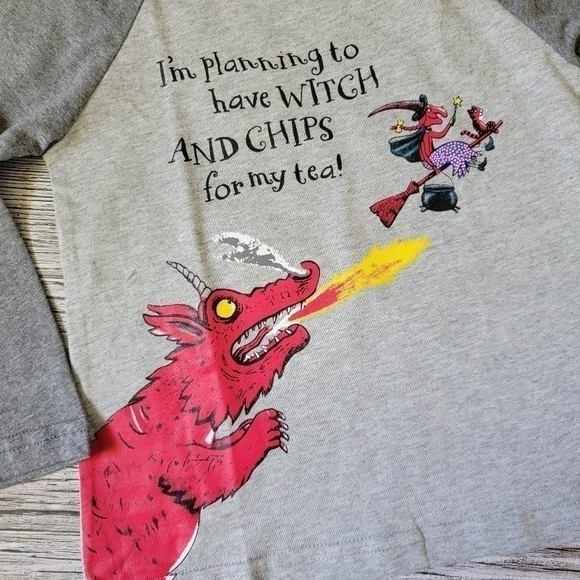 Halloween Room On The Broom Long-Sleeve Raglan NWT - Picture 5 of 10